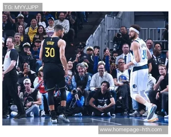 2014年NBA季后赛勇士与雷霆激战回顾精彩瞬间与关键时刻分析